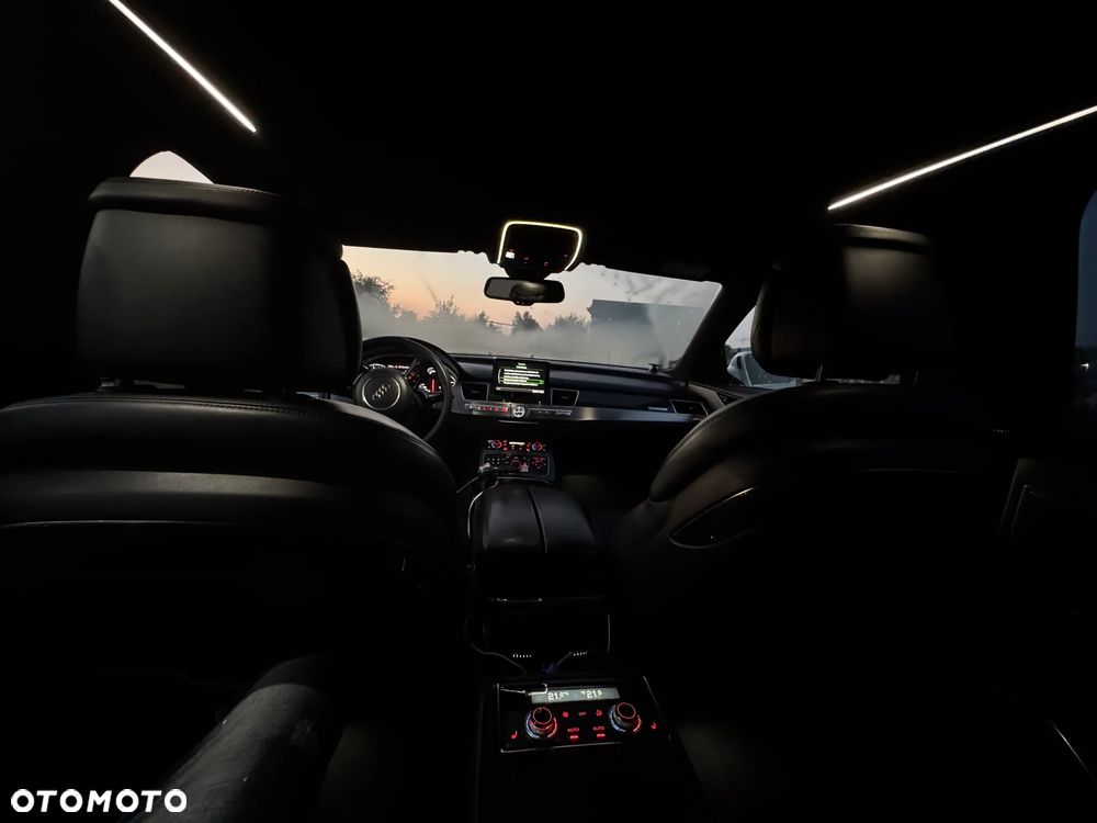 Audi A8 4.2 TDI Quattro - 10