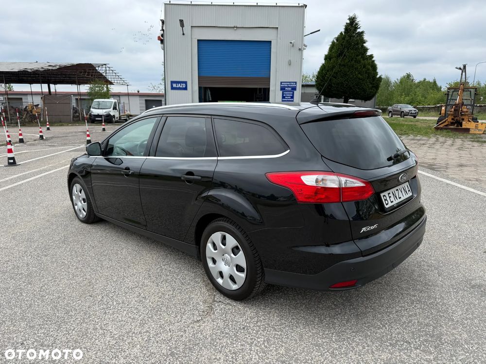 Ford Focus SW 1.0 EcoBoost Titanium - 36