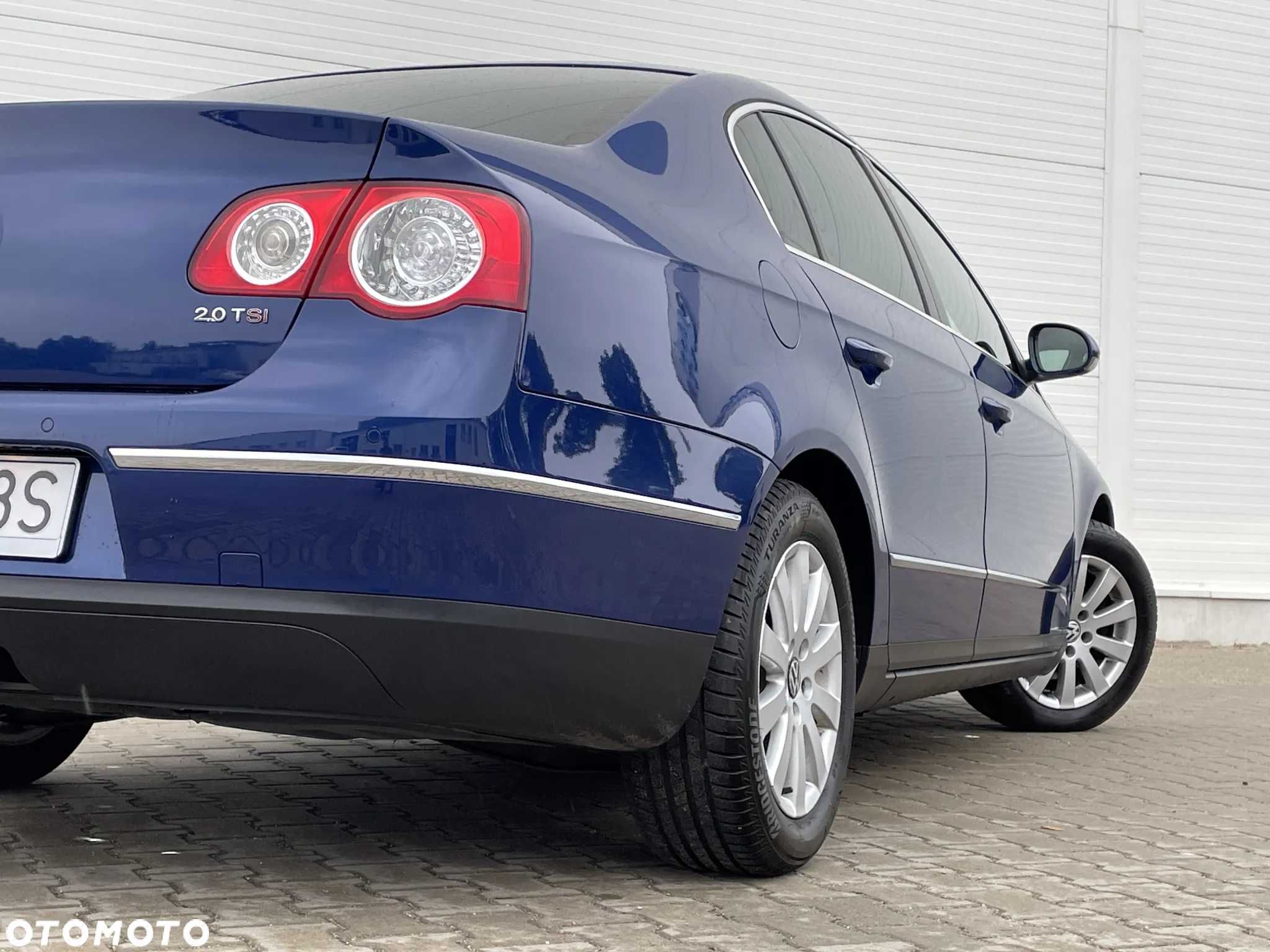 Volkswagen Passat 2.0 TSI Highline - 18