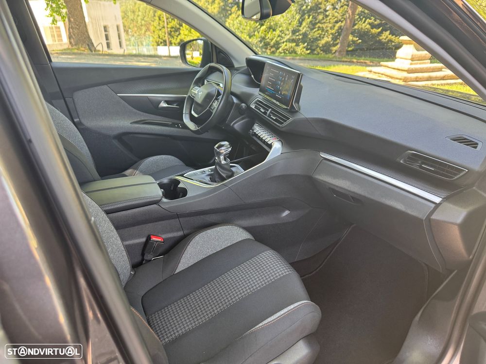Peugeot 3008 1.5 BlueHDi Active Pack - 29