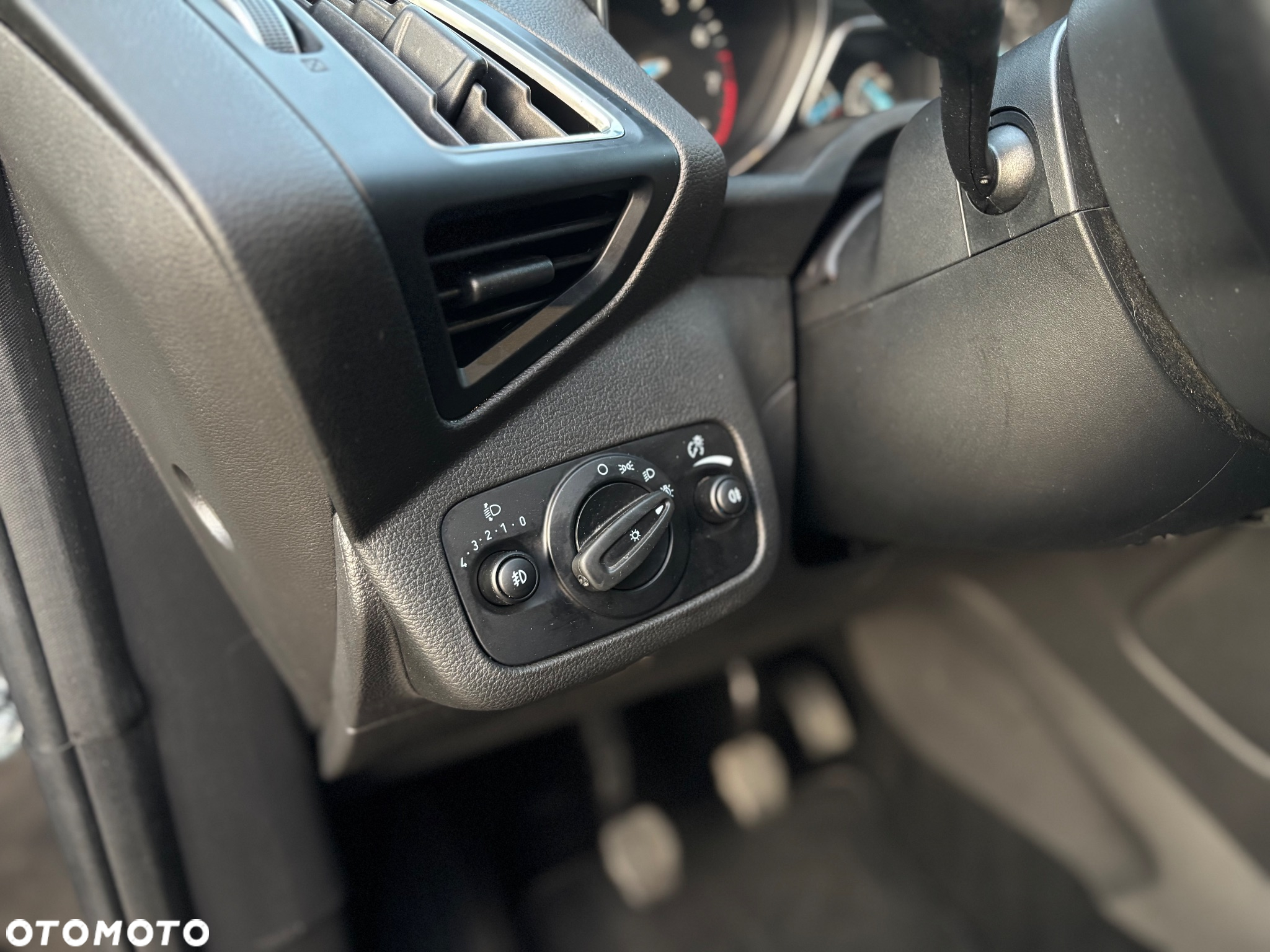 Ford C-MAX 1.0 EcoBoost Titanium ASS - 14