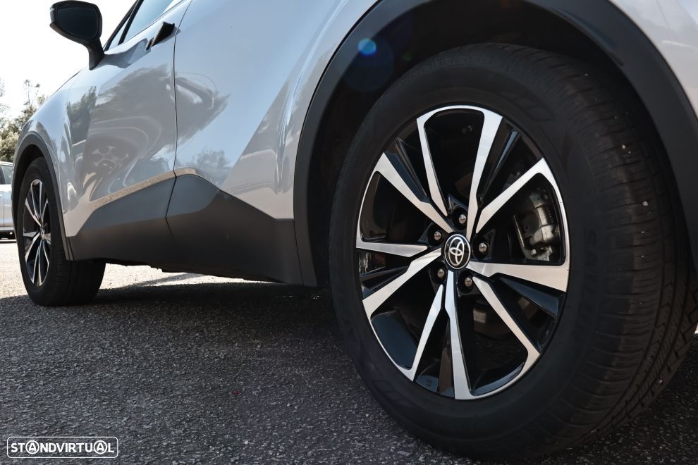 Toyota C-HR - 5