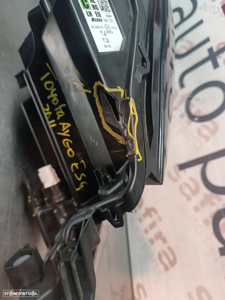 ÓTICA / FAROL TOYOTA AYGO X 2022-2025 - ESQUERDO 02A29318 (APOIOS PARTIDOS) - 6