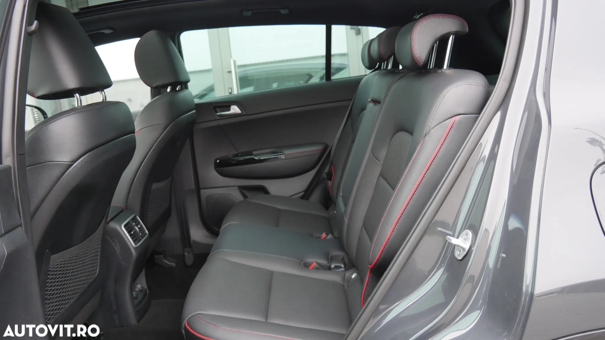 Kia Sportage 1.6 T-GDI AWD Aut. GT Line - 14