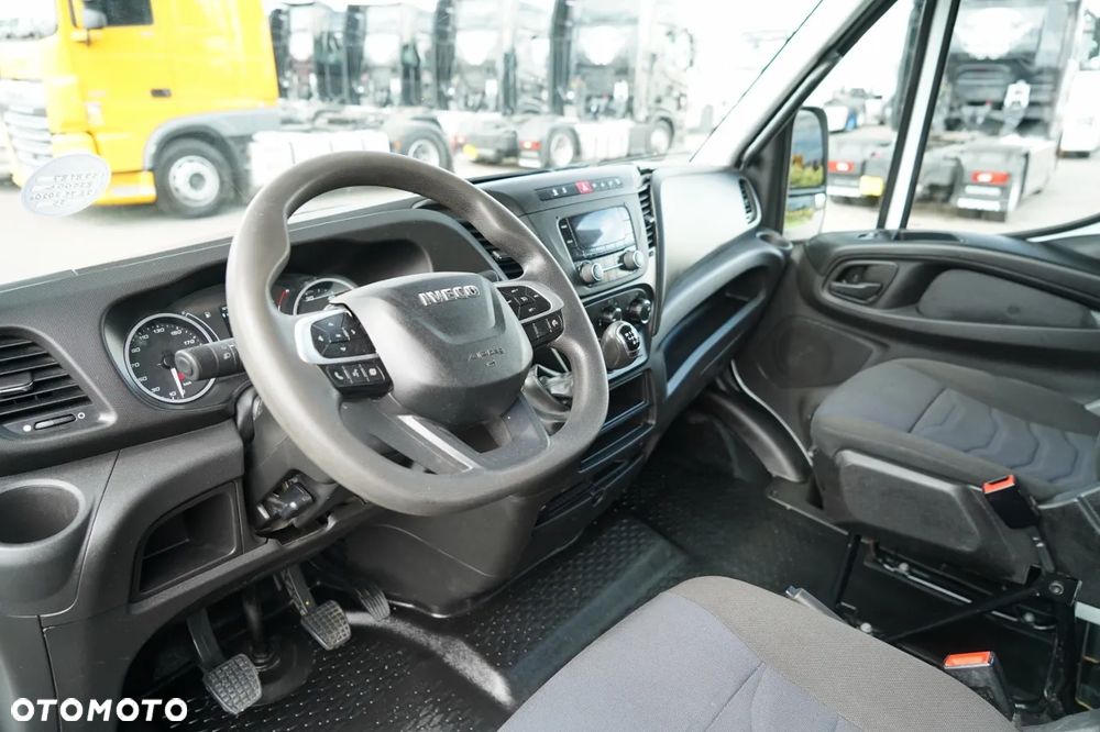 Iveco DAILY 35-160 / WYWROTKA ALUMINIOWA / BRYGADÓWKA - 6 MIEJSC / BLIŹNIAK / MANUAL / - 26