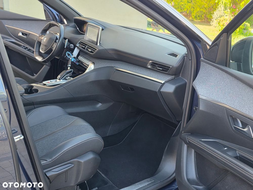 Peugeot 5008 2.0 BlueHDI GT S&S EAT8 - 28