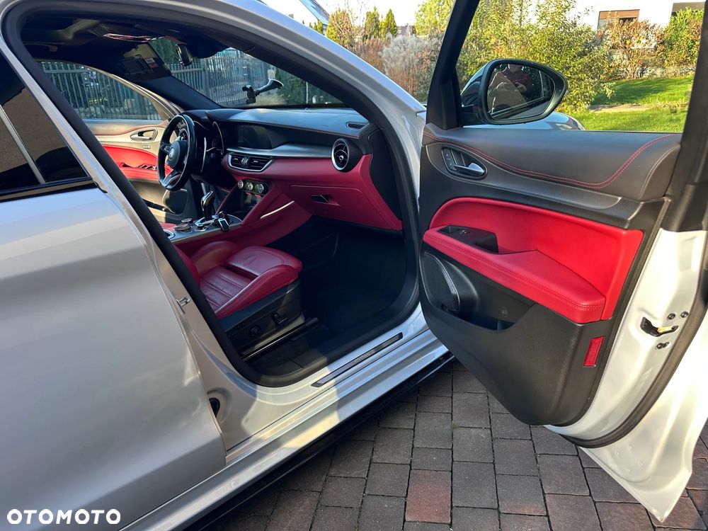 Alfa Romeo Stelvio 2.0 Turbo Veloce Q4 - 15