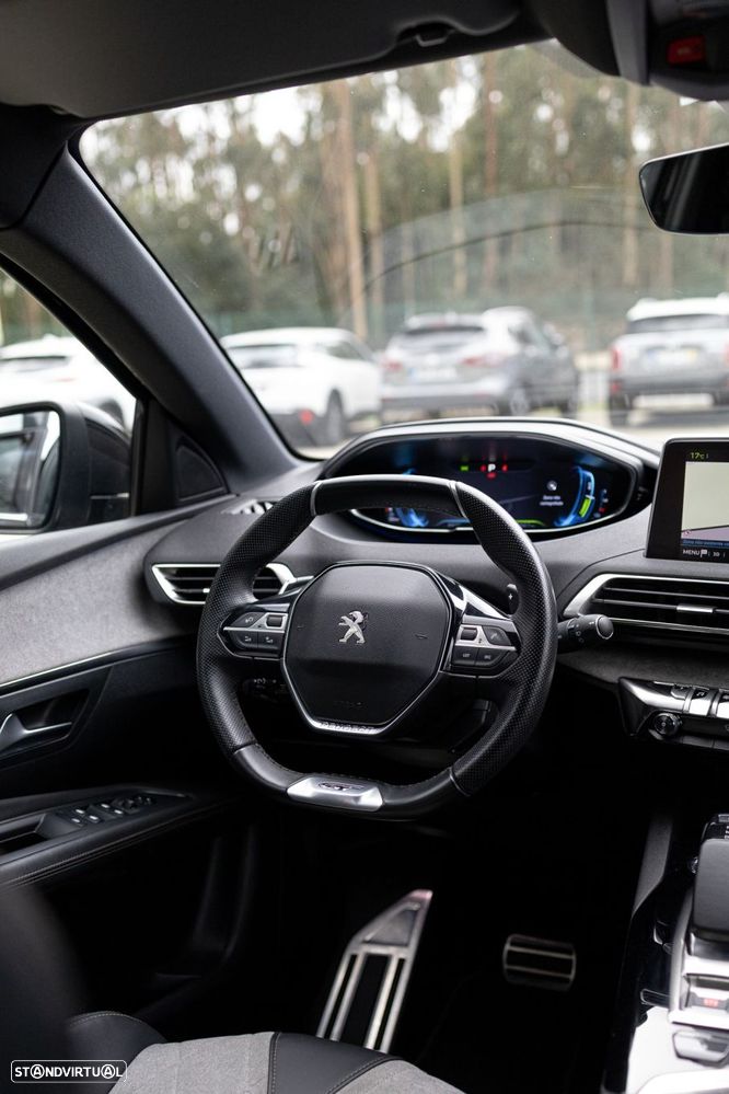 Peugeot 3008 1.6 Hybrid4 GT Pack e-EAT8 - 28