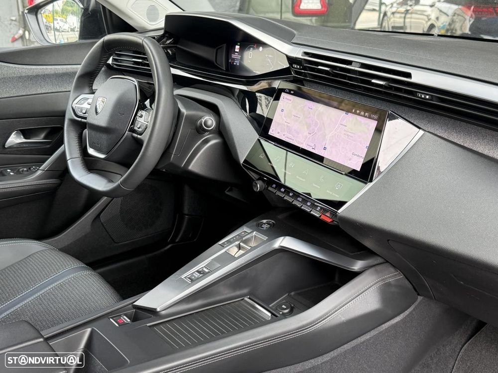 Peugeot 308 1.2 PureTech Allure EAT8 - 46