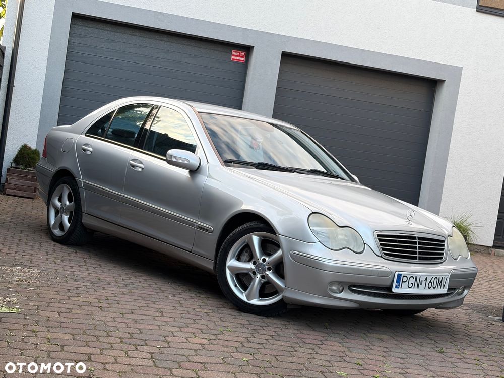 Mercedes-Benz Klasa C 180 Kompressor Avantgarde - 11