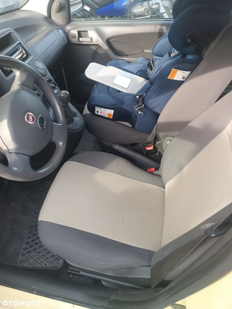 Fiat Panda 1.1 Active dla kobiet - 4