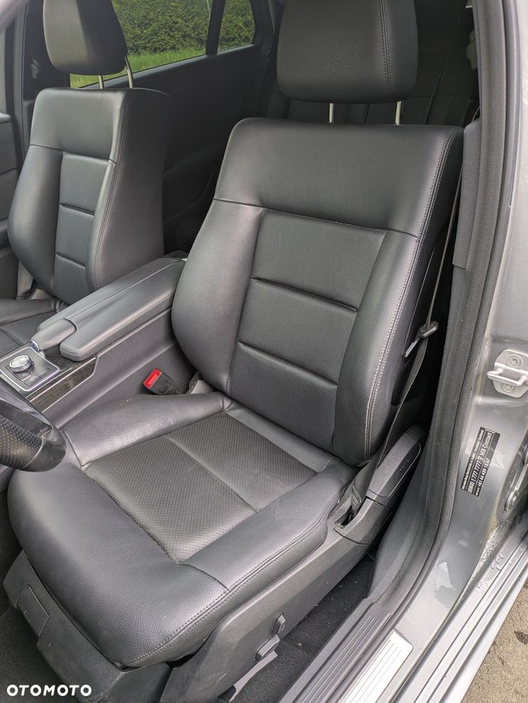 Mercedes-Benz Klasa E 250 CDI 4Matic 7G-TRONIC Avantgarde - 20