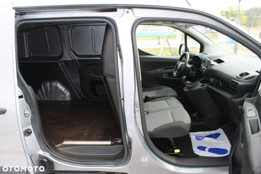 Opel Combo - 22