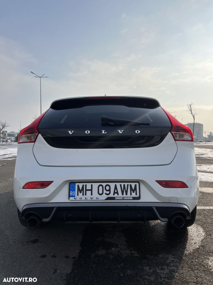 Volvo V40 D2 Powershift - 2