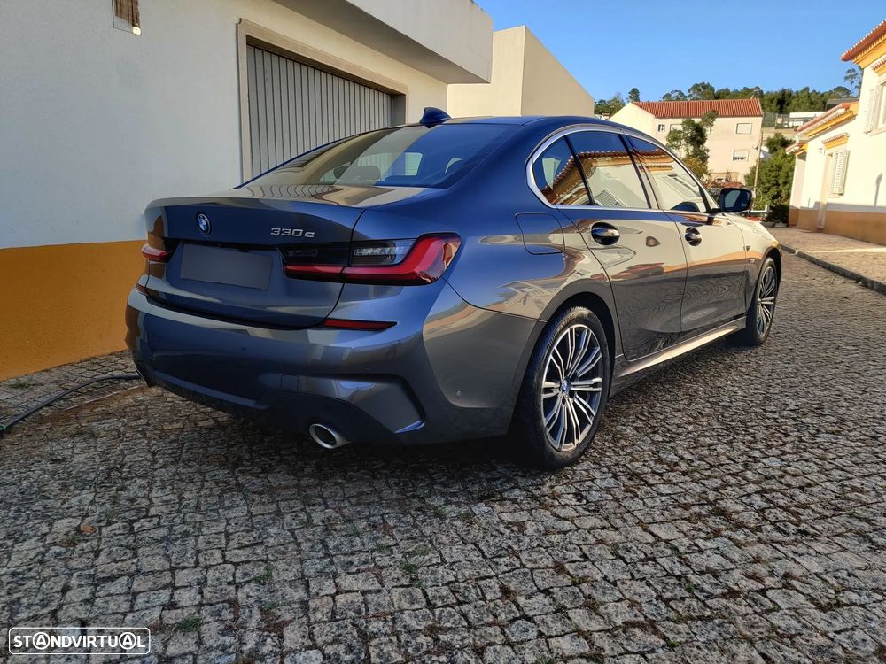 BMW 330 e Aut. M Sport - 3