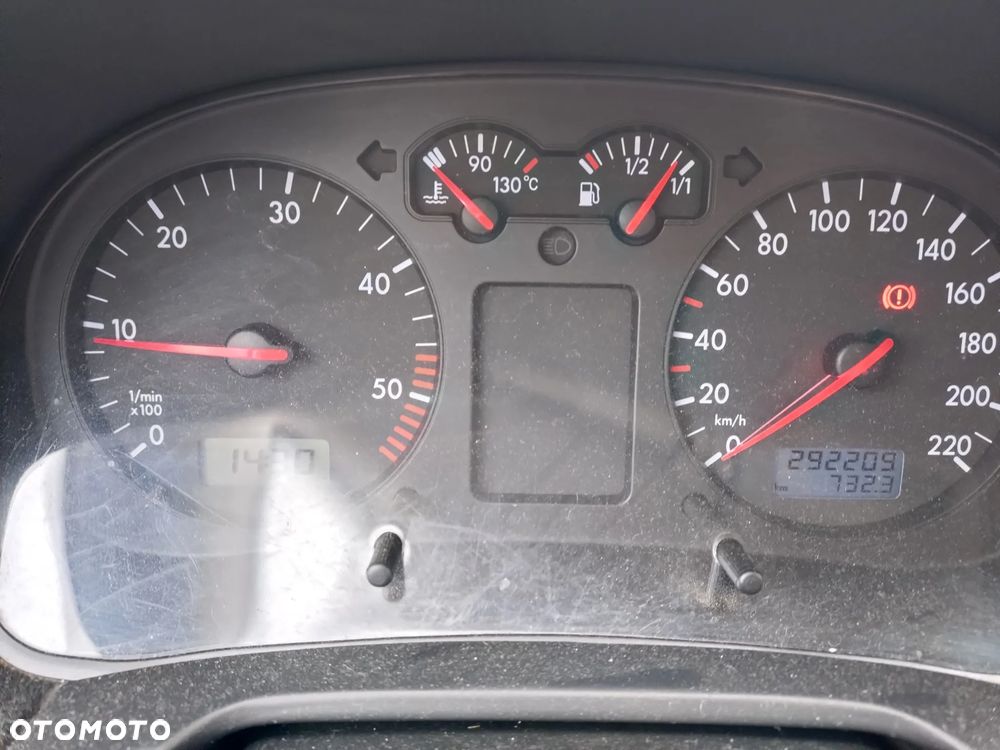 Volkswagen Golf 1.9 TDI Comfortline - 8