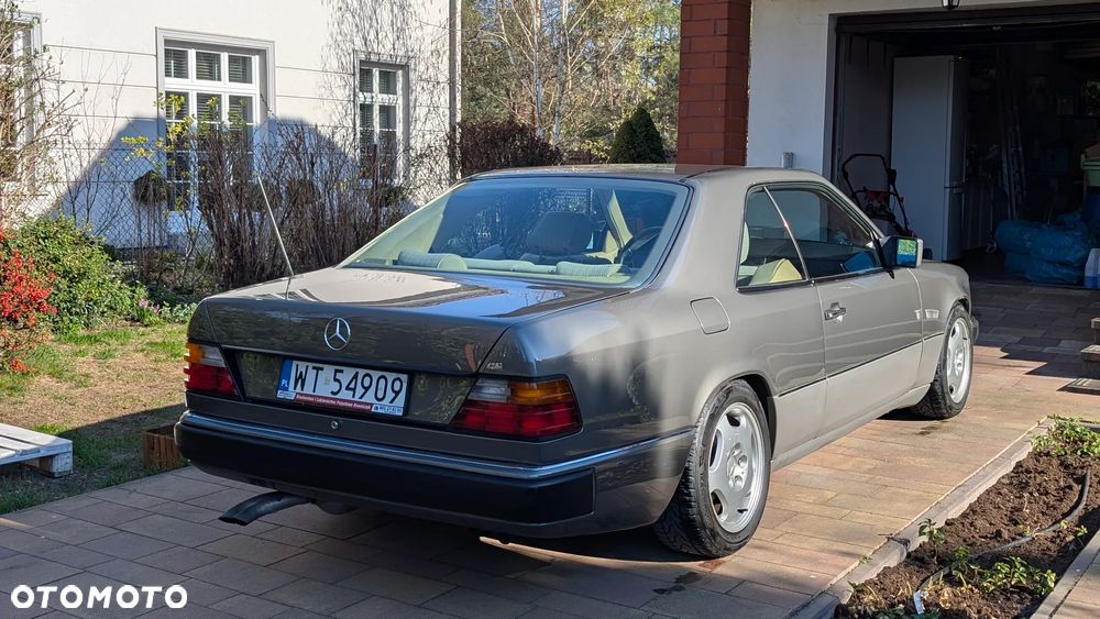 Mercedes-Benz W124 (1984-1993) - 6