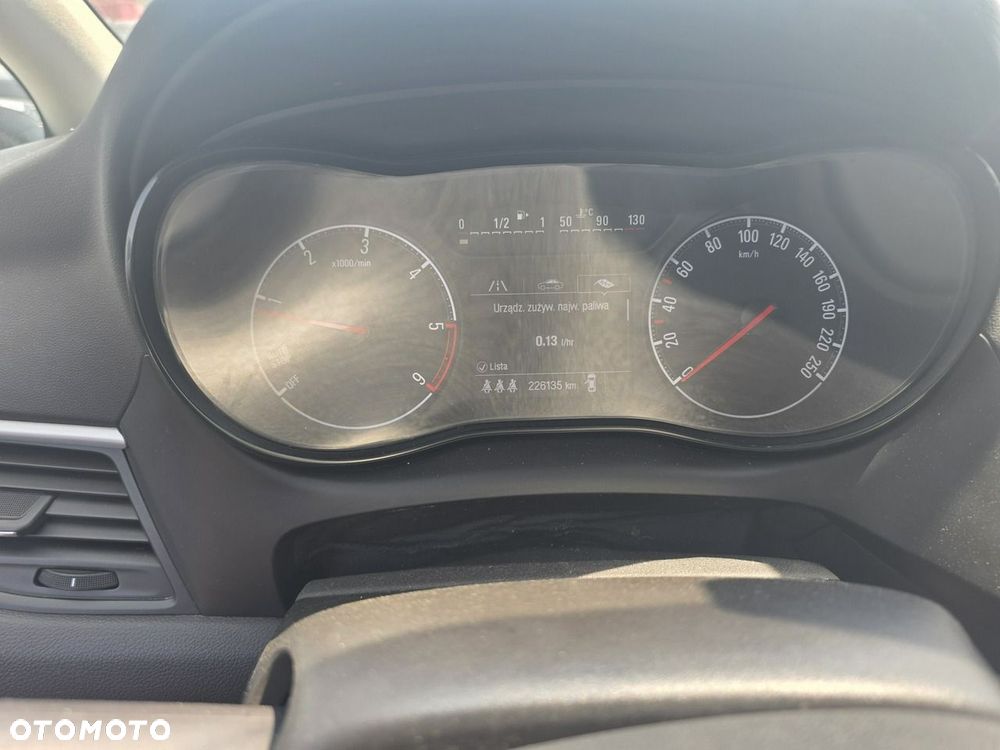 Opel Zafira - 17
