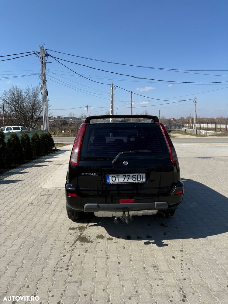 Nissan X-Trail 2.2 TDI Comfort - 4