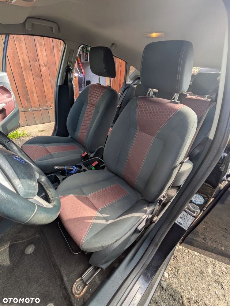 Ford Fiesta 1.4 Titanium EU5 - 5