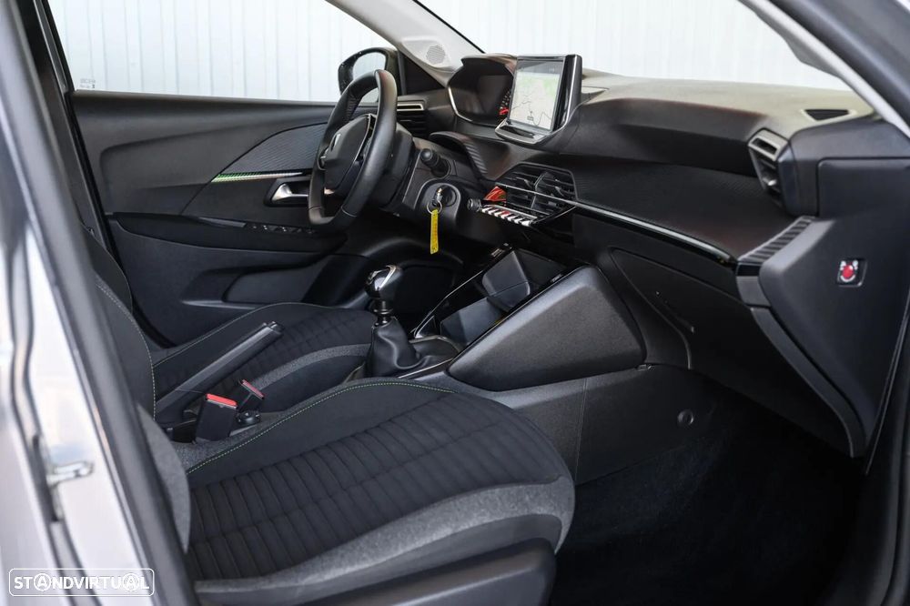 Peugeot 208 1.2 PureTech Active - 51