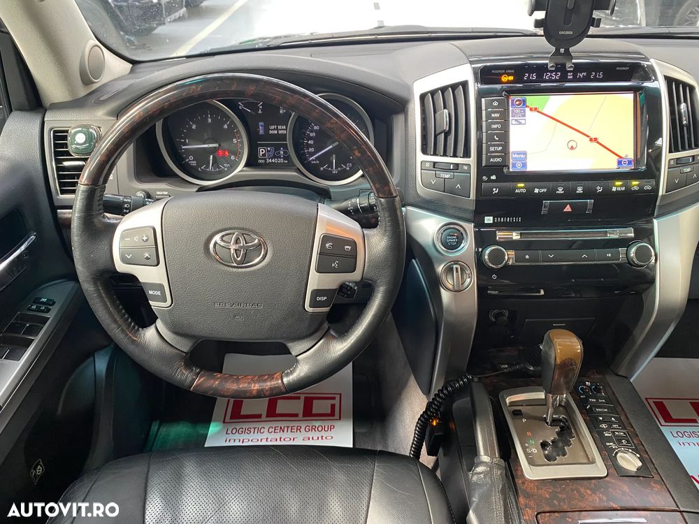 Toyota Land Cruiser 4.5 D-4D Luxury - 16