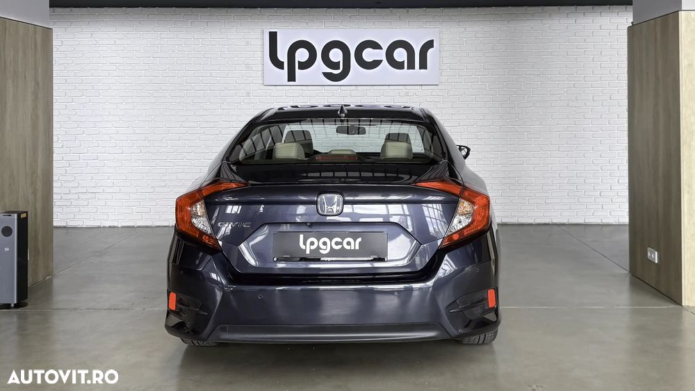 Honda Civic - 12