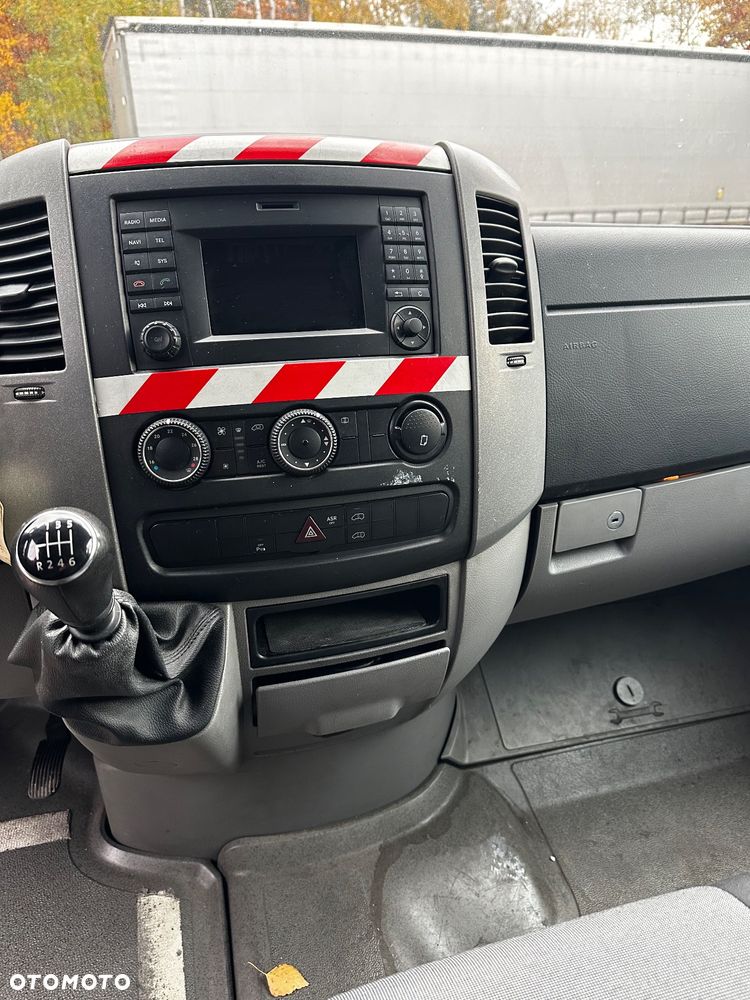 Volkswagen Crafter - 12
