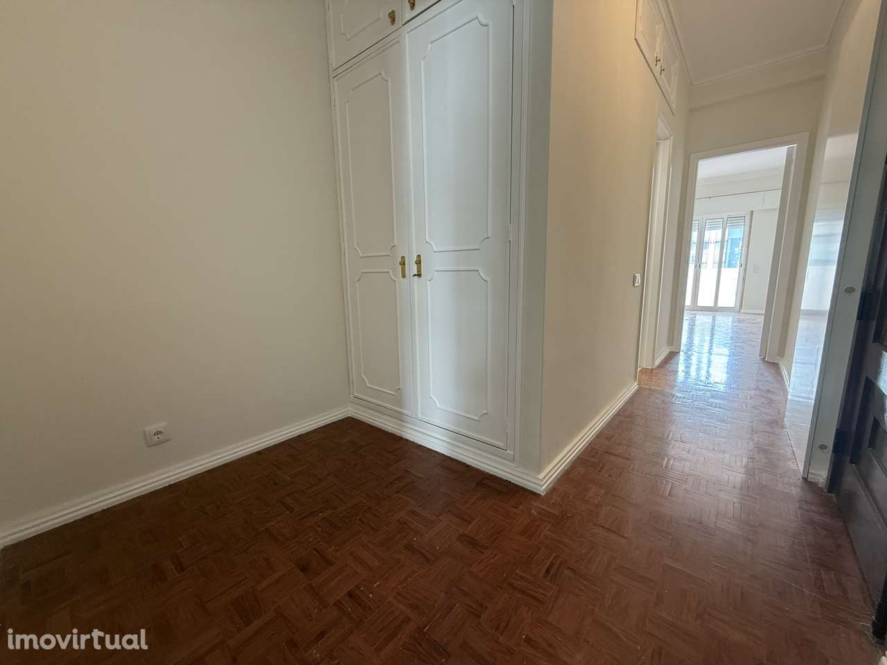 Renovado a estrear  T1 na melhor zona das Avenidas Novas - Grande imagem: 2/22