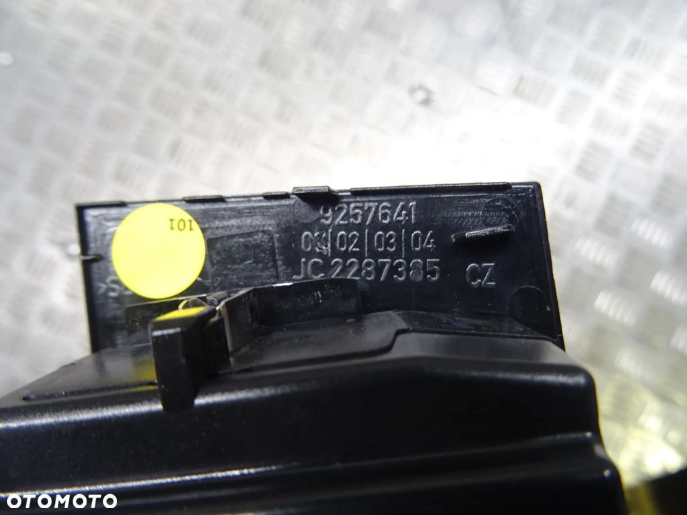 BMW X1 E84 LIFT 12-15 18I  PANEL NAWIEWU KLIMATYZACJI 9292262 - 6