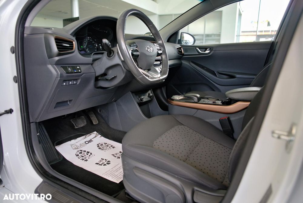 Hyundai IONIQ Style - 15