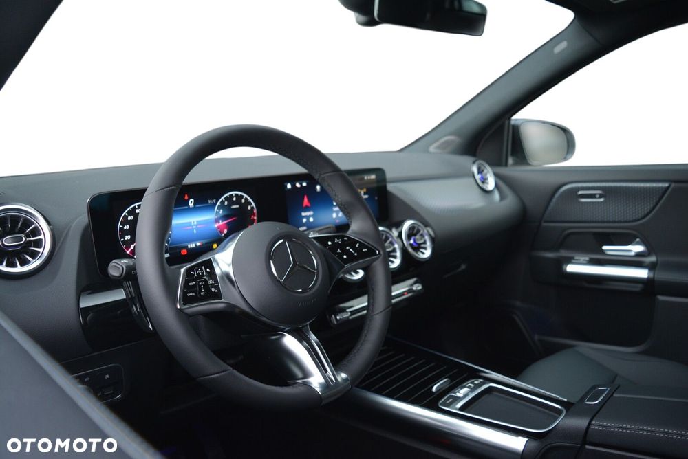 Mercedes-Benz GLA 200 Progressive - 7
