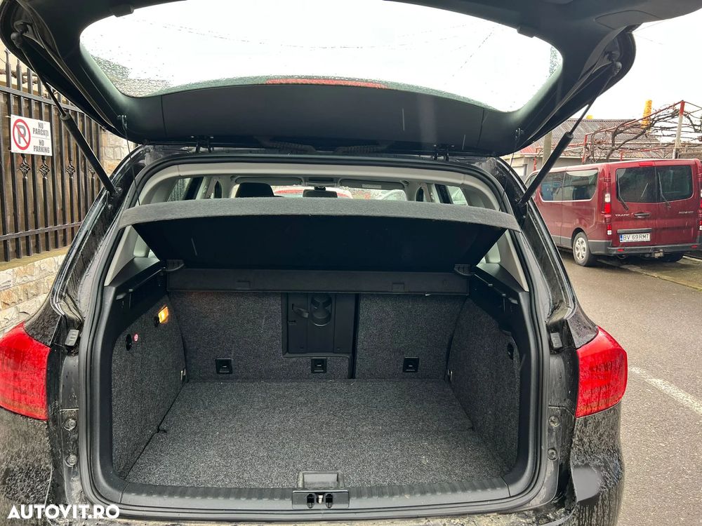 Volkswagen Tiguan - 5