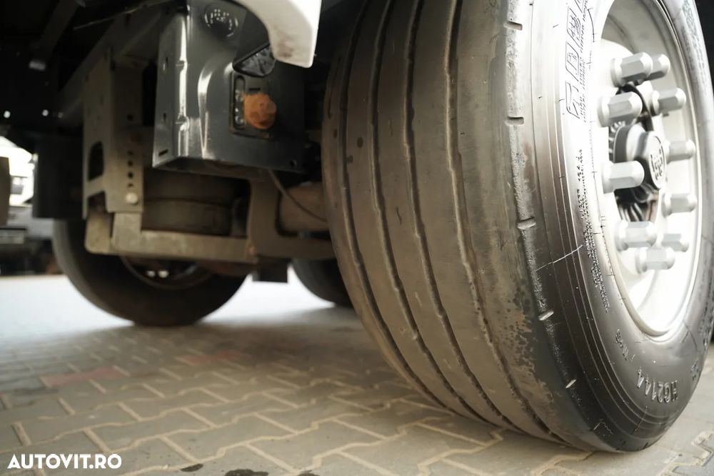 Wielton CORTINĂ / STANDARD / PUNCT DE ACOPERIȘ CULISANT / ACOPERIȘ CULISANT / 385/65 R22.5 - 21