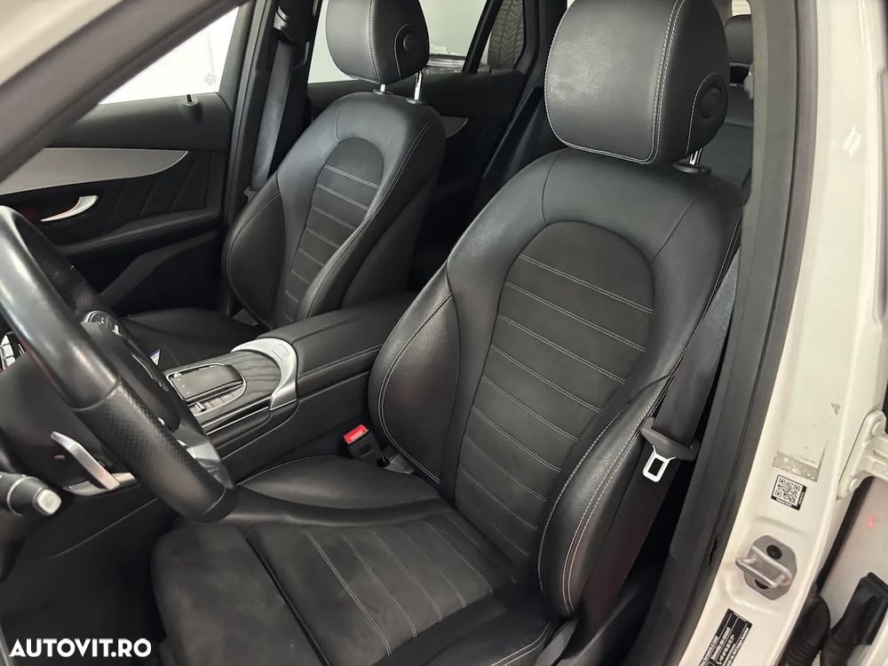 Mercedes-Benz GLC 300 de 4Matic 9G-TRONIC AMG Line Plus - 16
