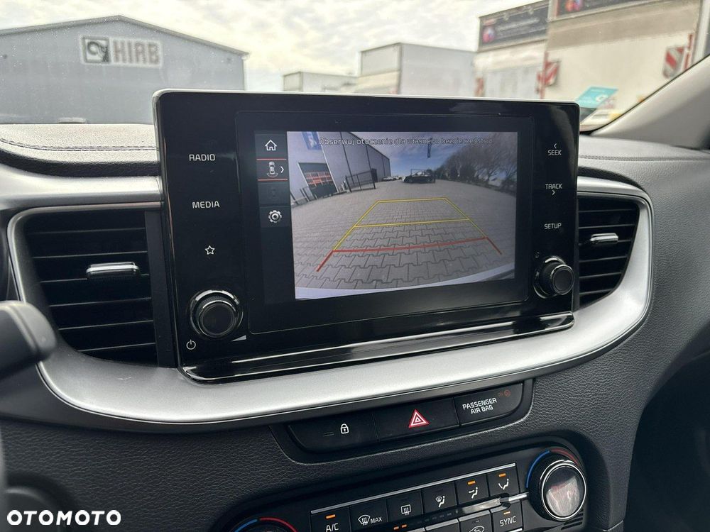 Kia Ceed 1.5 T-GDI Business Line DCT - 20