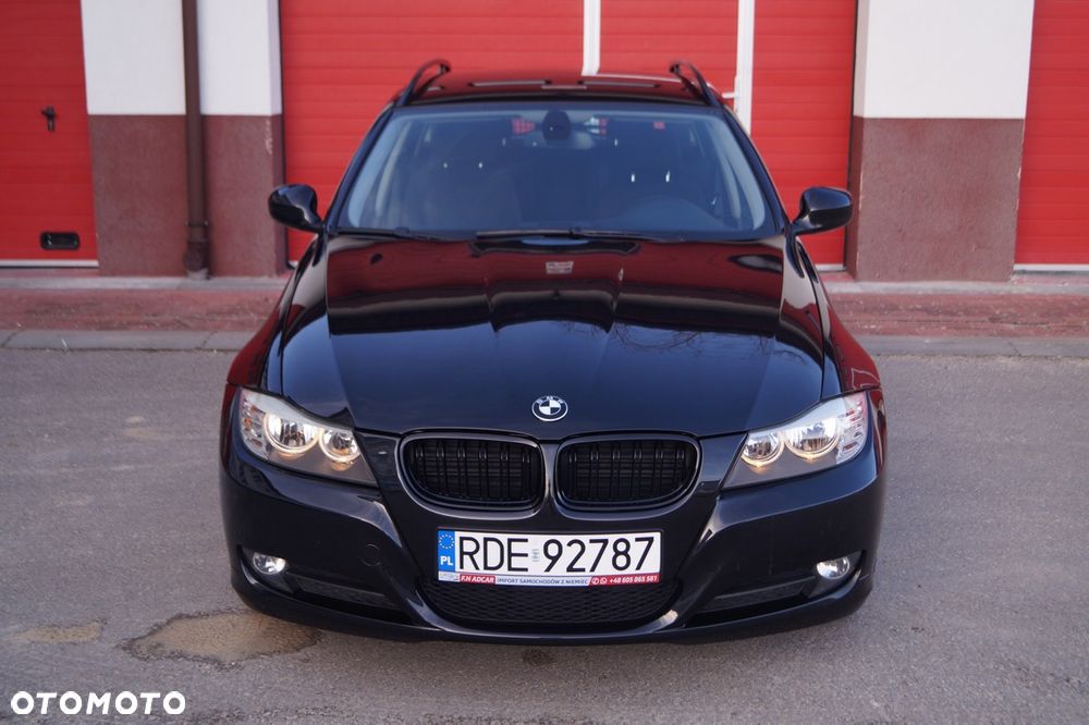 BMW Seria 3 318i Edition Exclusive - 2