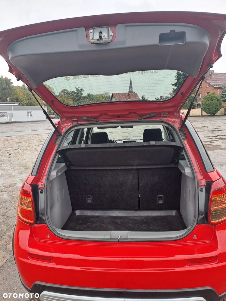 Suzuki SX4 - 8