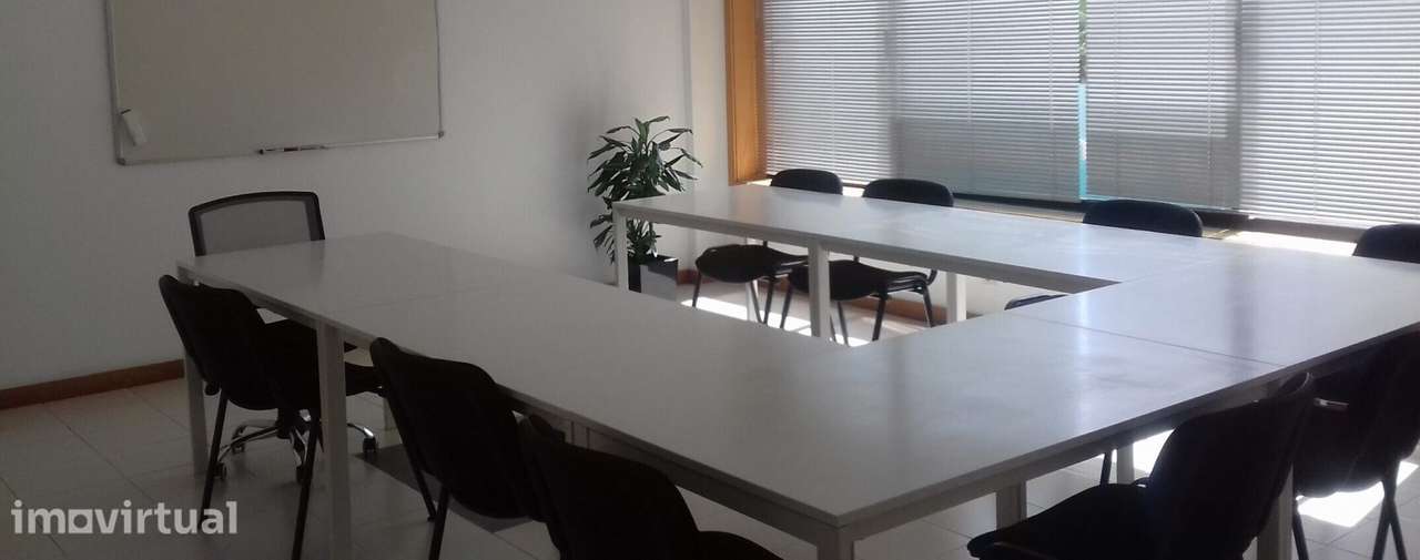 Sala de formação, reunião, workshops - espaço coworking - Grande imagem: 3/6
