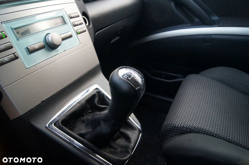 Toyota Corolla Verso 2.2 D-4D Sol Sport 7os - 19