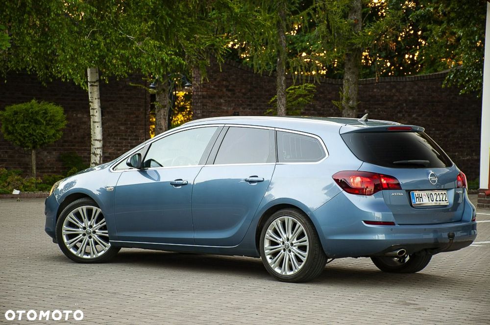 Opel Astra - 11