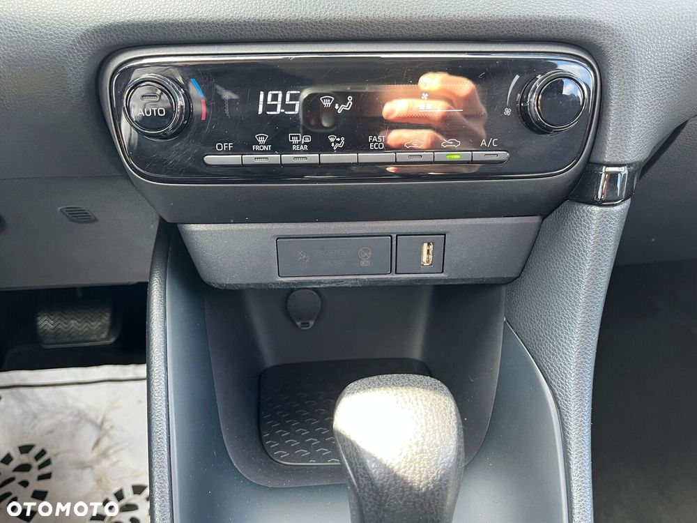 Toyota Yaris Hybrid 1.5 Active - 15