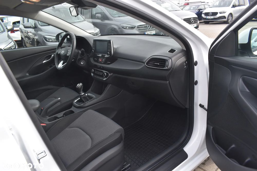 Hyundai i30 1.0 T-GDI Modern - 16