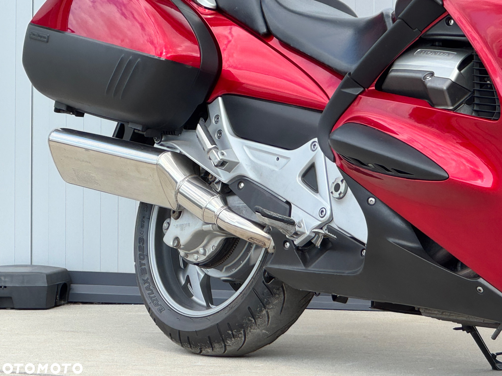 Honda ST - 6