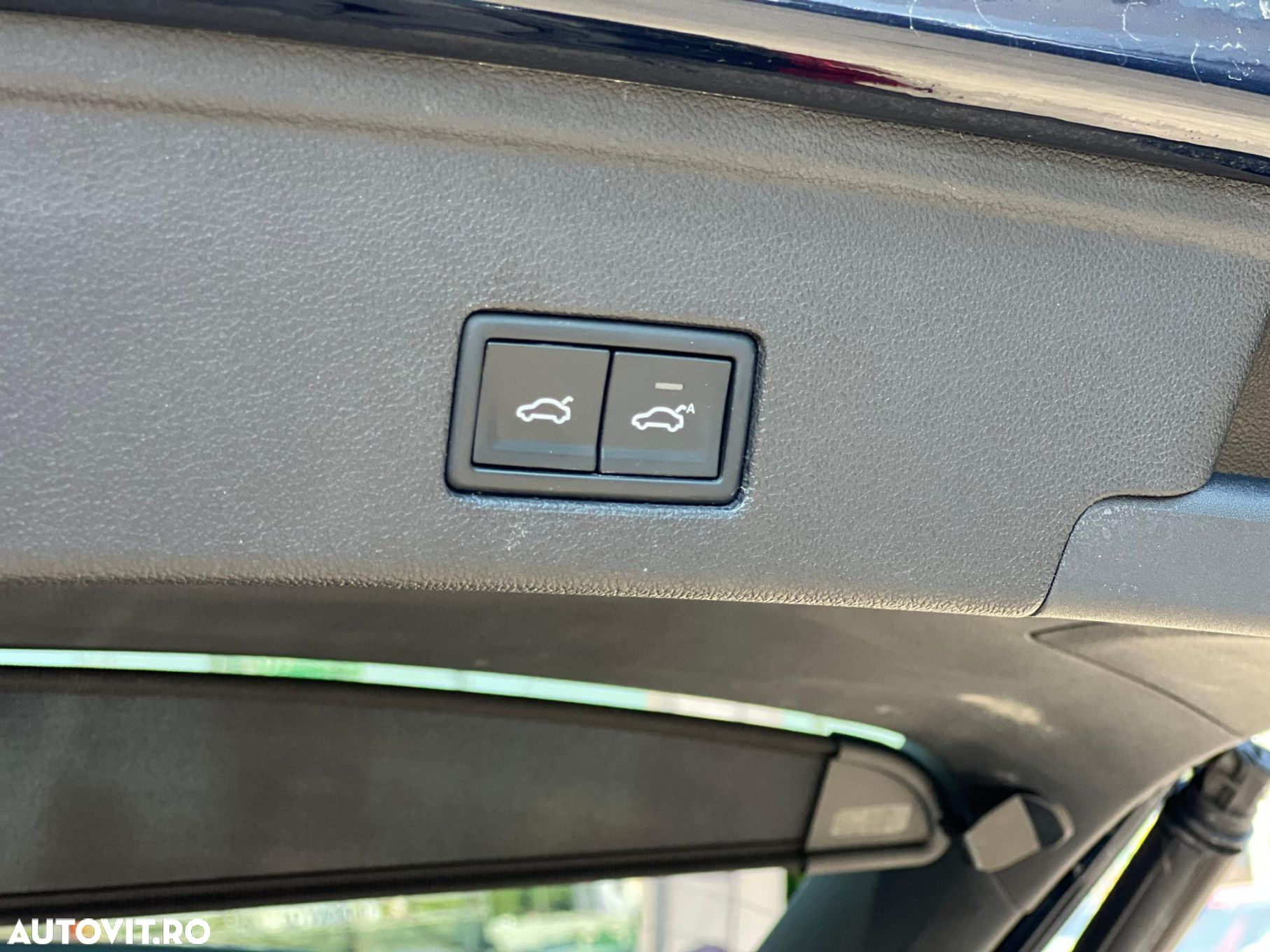 Volkswagen Touareg V6 TDI 4MOTION Elegance - 26