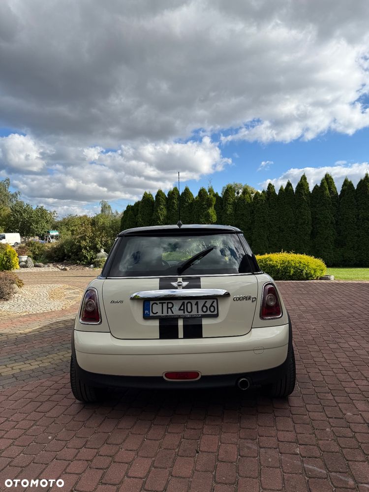 MINI Cooper D - 5