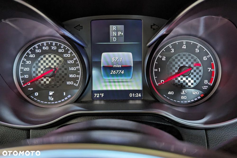 Mercedes-Benz Klasa C 450 AMG 4-Matic 7G-TRONIC - 23