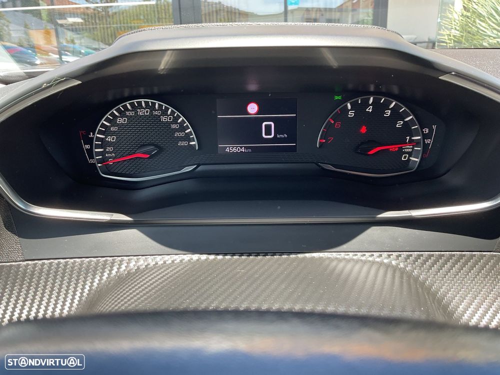 Peugeot 2008 1.2 PureTech Active - 24