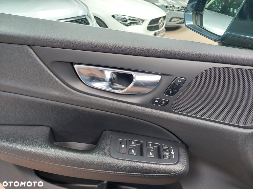 Volvo V60 - 36