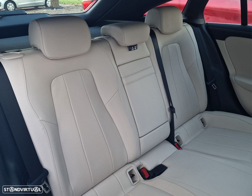 Mercedes-Benz CLA 180 7G-DCT Progressive Line Advanced - 19